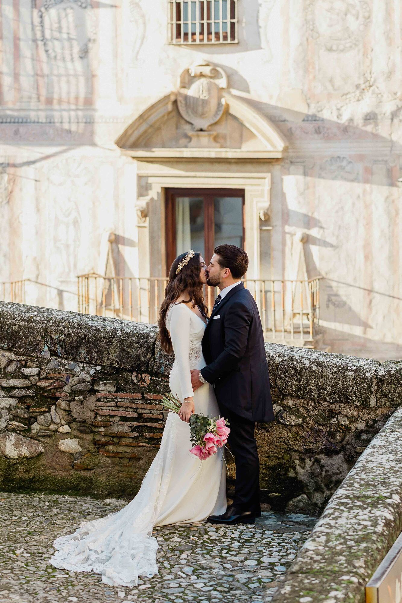 fotógrafo de bodas en Granada--fotografía de boda en Granada--postboda en el Albaicín--reportaje postboda en Granada--destination wedding Granada--sesión de fotos en Granada--fotógrafo de bodas e