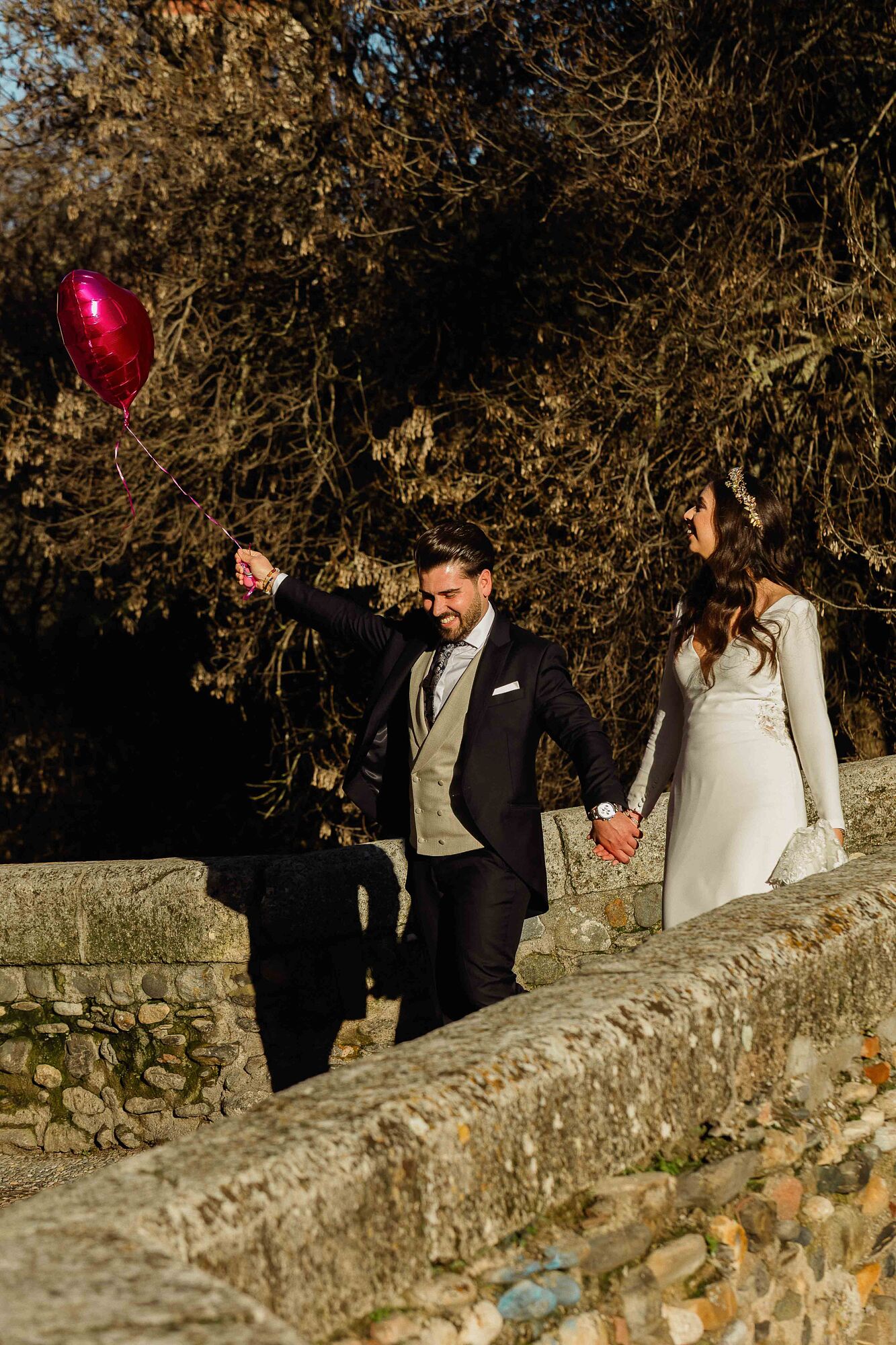 fotógrafo de bodas en Granada--fotografía de boda en Granada--postboda en el Albaicín--reportaje postboda en Granada--destination wedding Granada--sesión de fotos en Granada--fotógrafo de bodas e