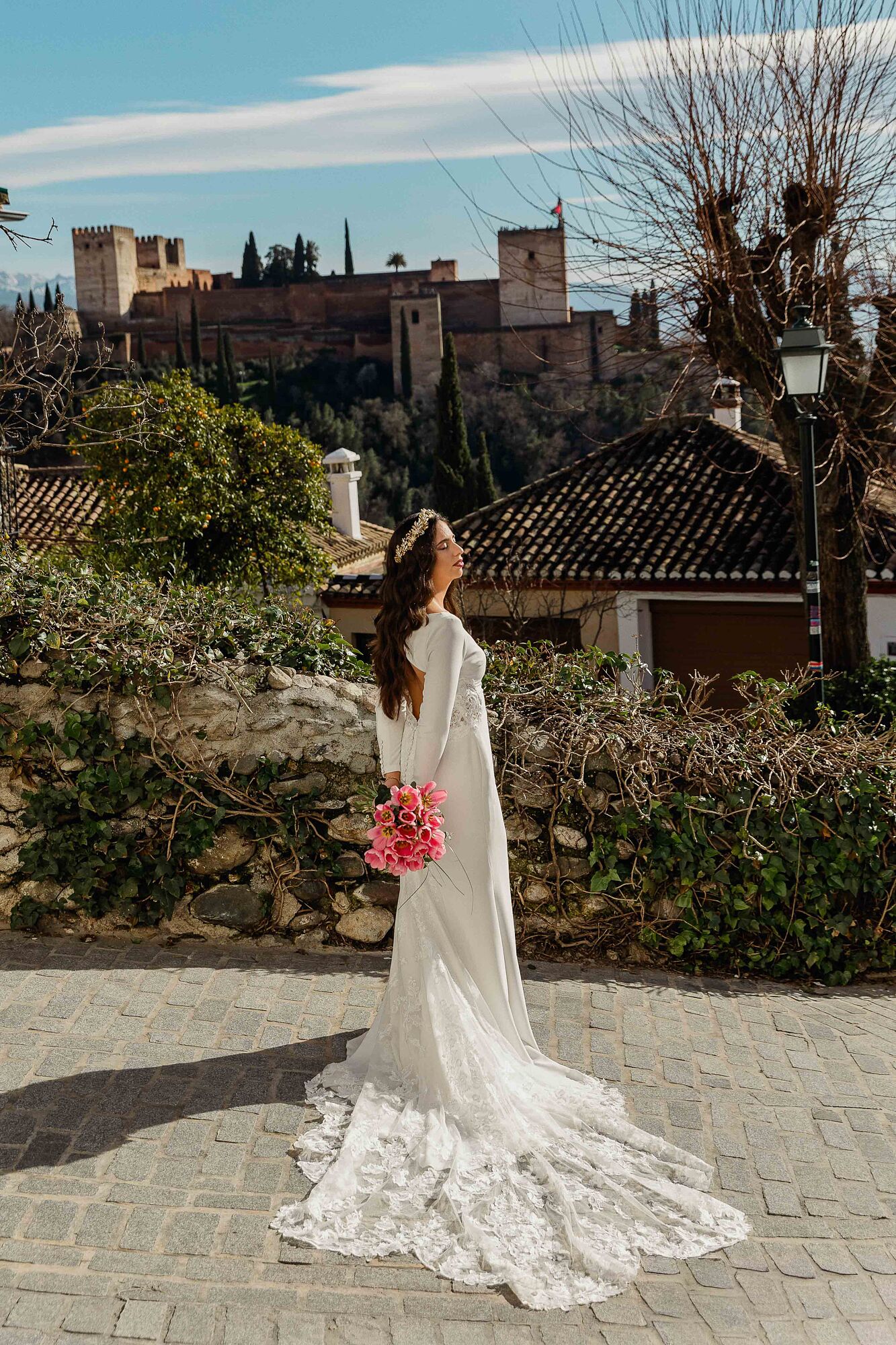 fotógrafo de bodas en Granada--fotografía de boda en Granada--postboda en el Albaicín--reportaje postboda en Granada--destination wedding Granada--sesión de fotos en Granada--fotógrafo de bodas e