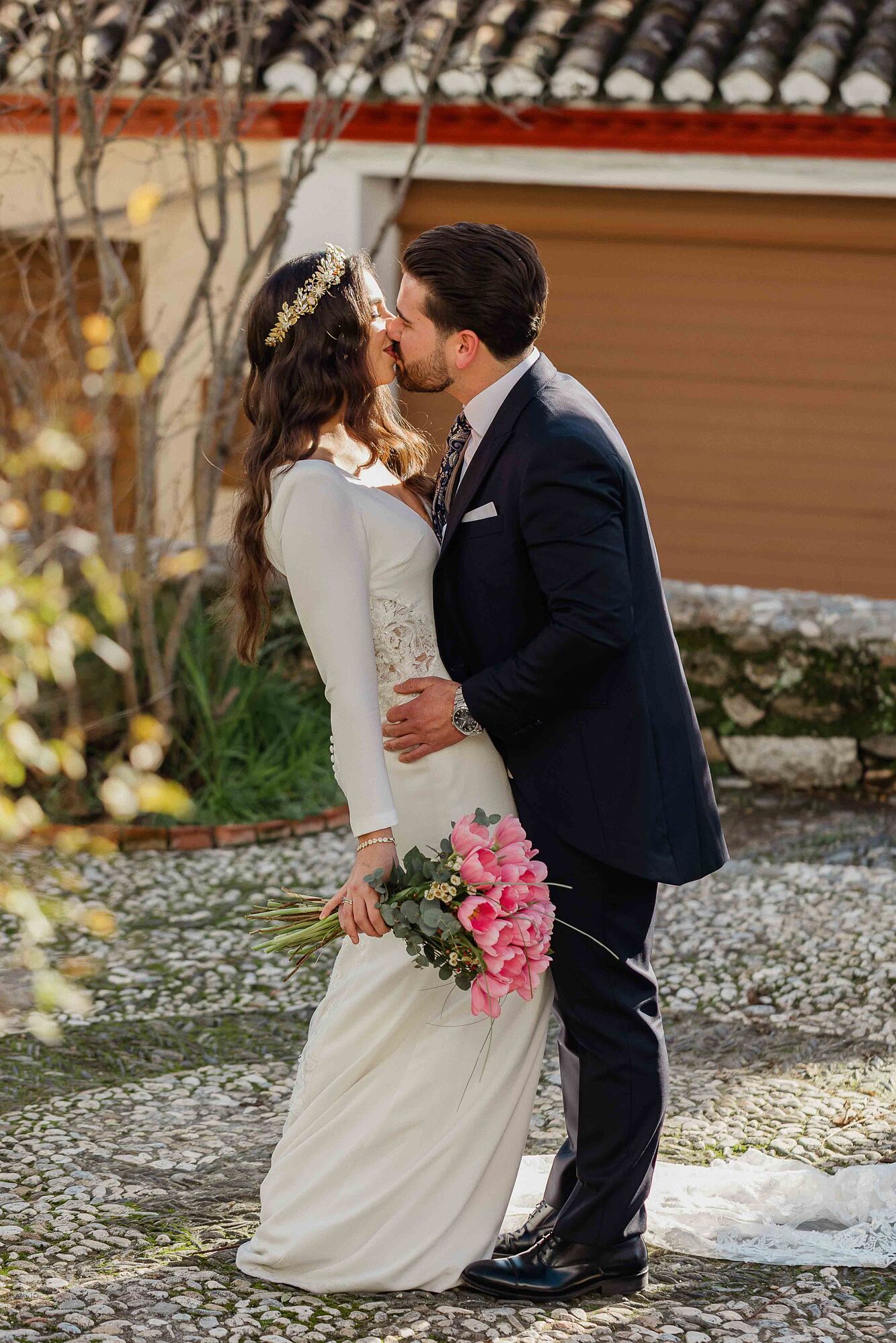 fotógrafo de bodas en Granada--fotografía de boda en Granada--postboda en el Albaicín--reportaje postboda en Granada--destination wedding Granada--sesión de fotos en Granada--fotógrafo de bodas e