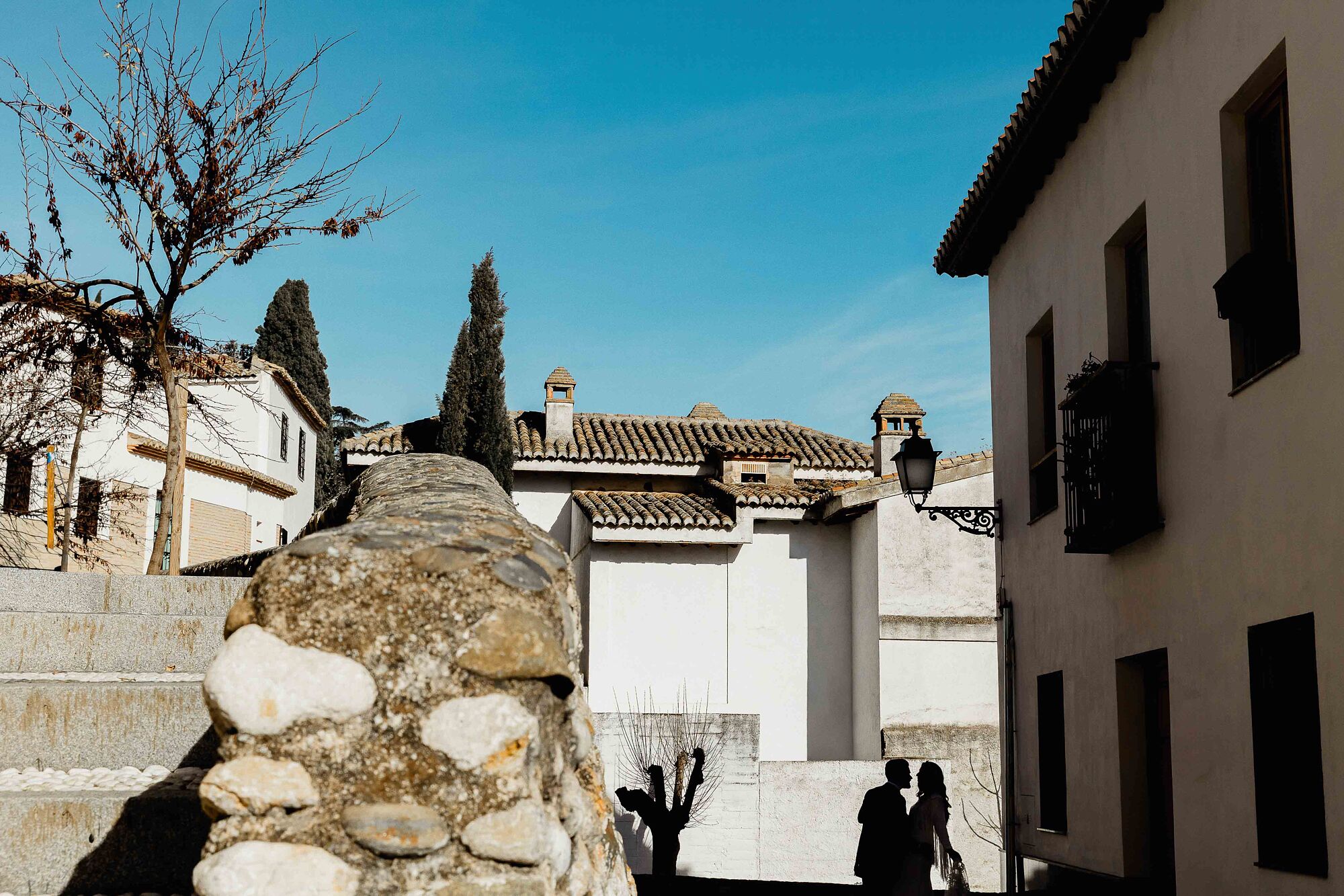 fotógrafo de bodas en Granada--fotografía de boda en Granada--postboda en el Albaicín--reportaje postboda en Granada--destination wedding Granada--sesión de fotos en Granada--fotógrafo de bodas e