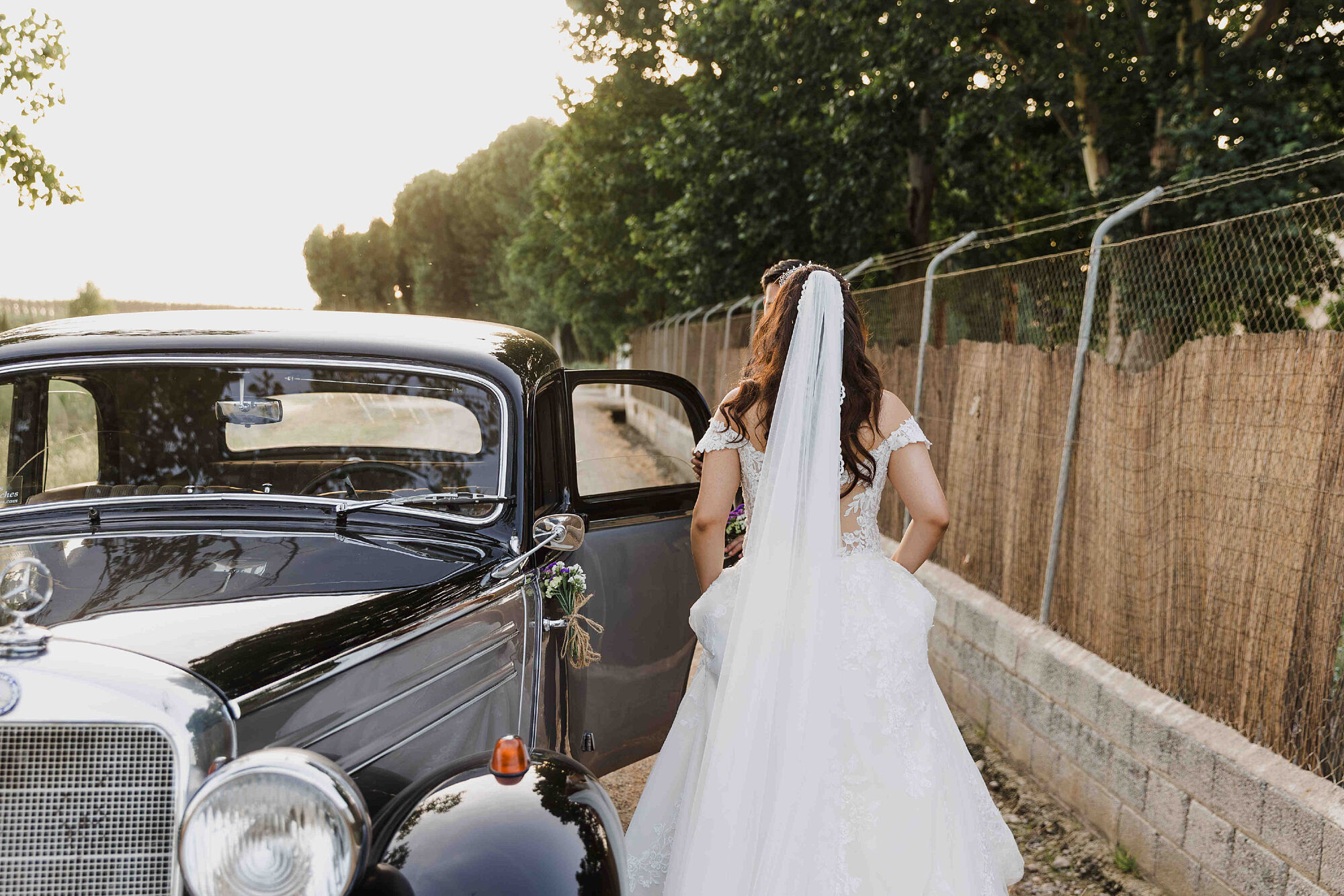 https://www.yolandamcriado.com/lang/es/blog-trabajos-recientes/fotografia-de-boda-de-ensueno-en-cortijo-la-alameda-granada-cristina-asif 30