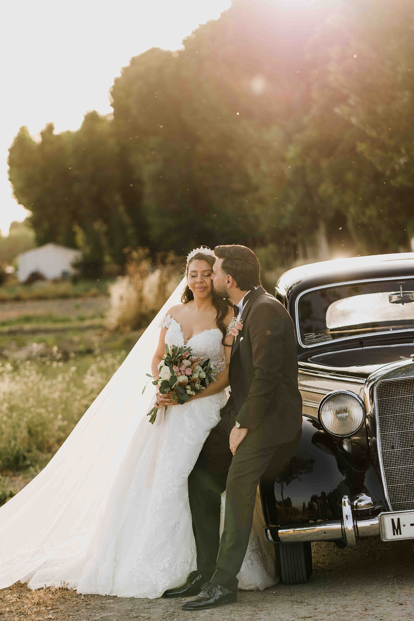 https://www.yolandamcriado.com/lang/es/blog-trabajos-recientes/fotografia-de-boda-de-ensueno-en-cortijo-la-alameda-granada-cristina-asif 32