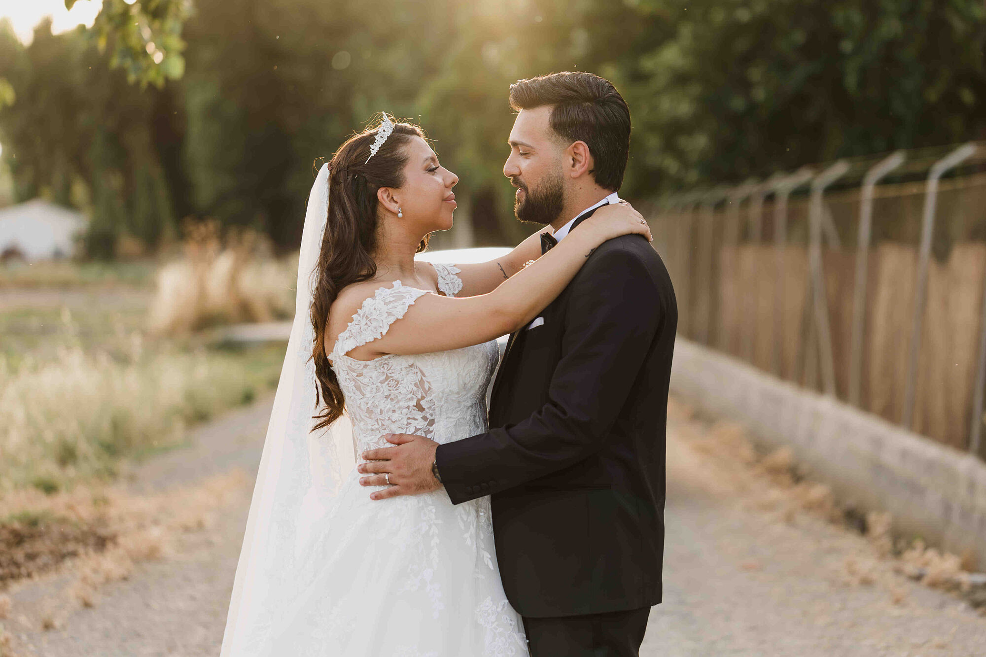 https://www.yolandamcriado.com/lang/es/blog-trabajos-recientes/fotografia-de-boda-de-ensueno-en-cortijo-la-alameda-granada-cristina-asif 41