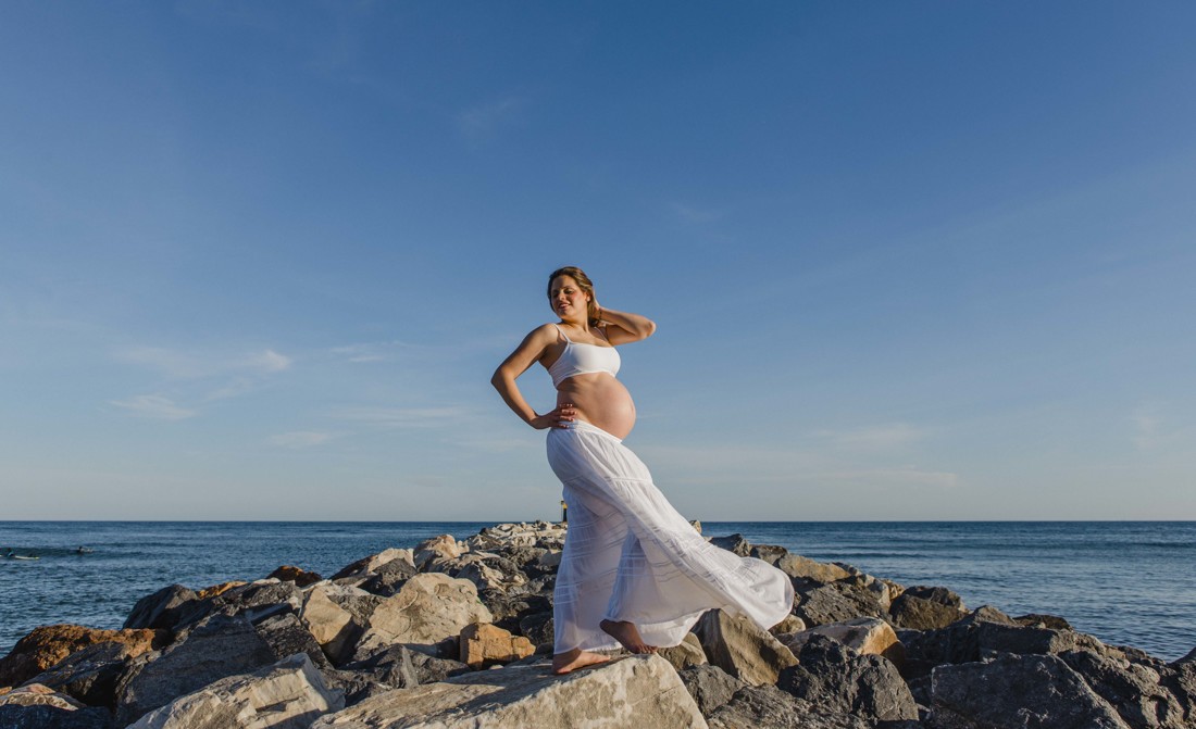 reportaje de fotos embarazo en la playa Málaga cabo pino Marbella 04