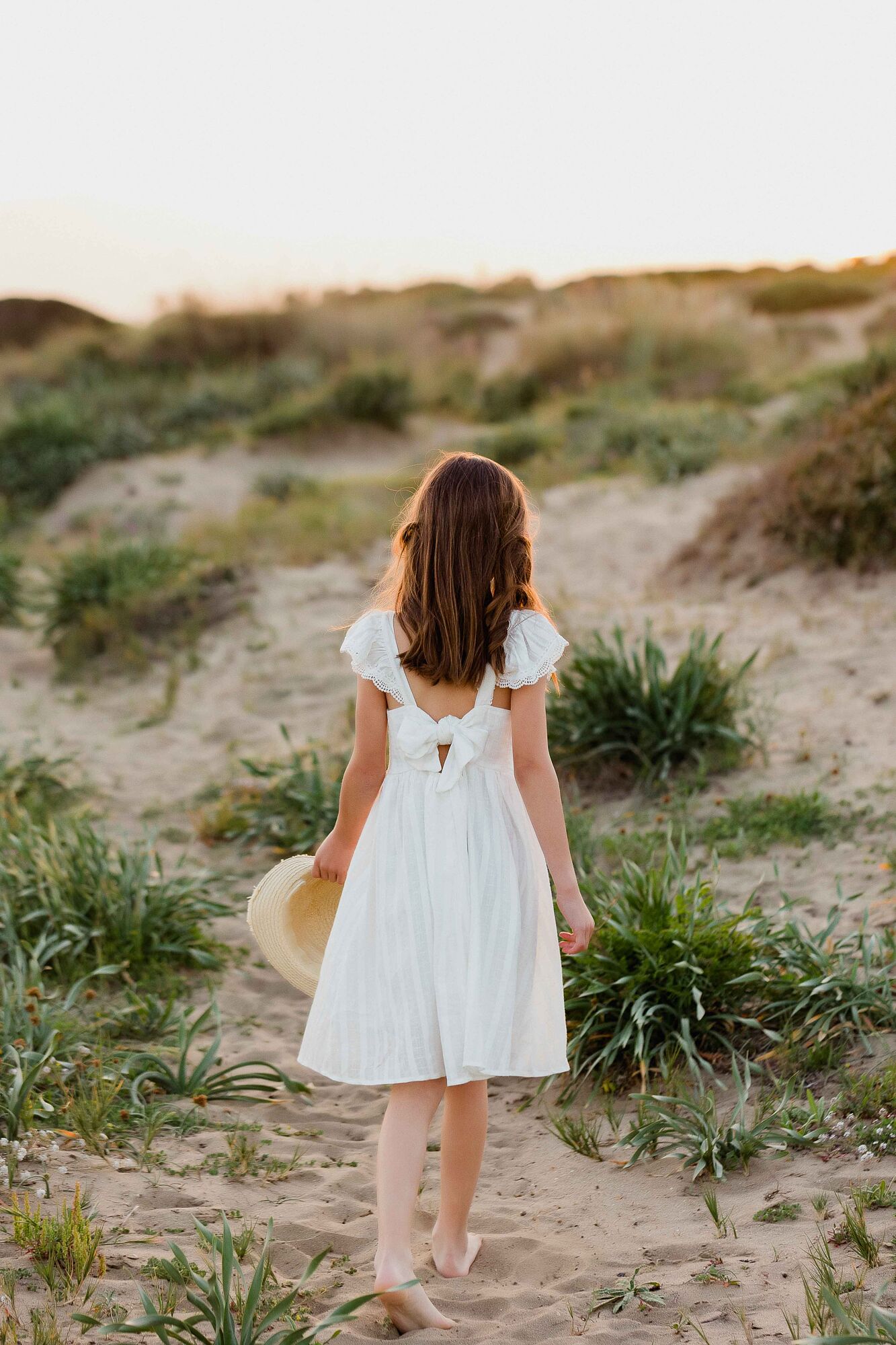 Sesion fotos familia playa cabopino Malaga con niños y familia_-6