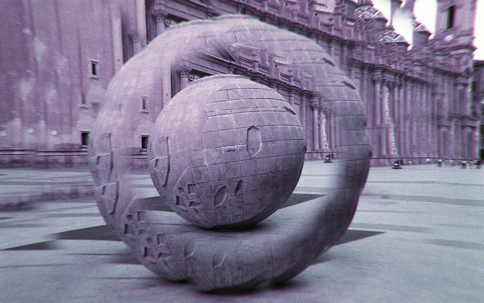 Ana Cosculluela (Hada de Plata) - 11-psicodelia-plaza-del-pilar.jpg