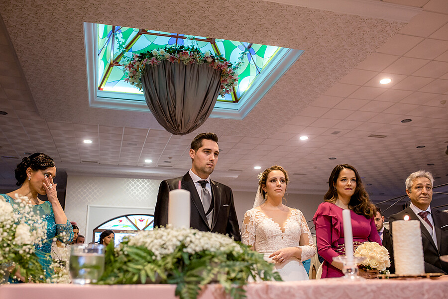 fotografo-boda-antequera-con-lluvia-sevilla-marzo-documental-rito-velas 41