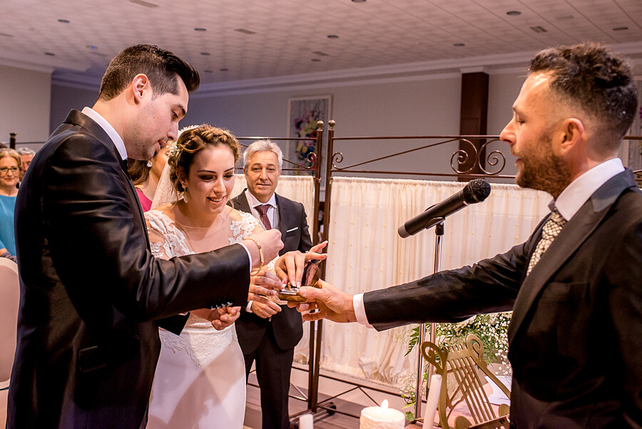 fotografo-boda-antequera-con-lluvia-sevilla-marzo-documental-rito-velas 49