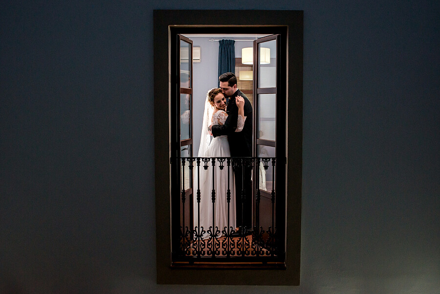 fotografo-boda-antequera-con-lluvia-sevilla-marzo-documental-rito-velas 58