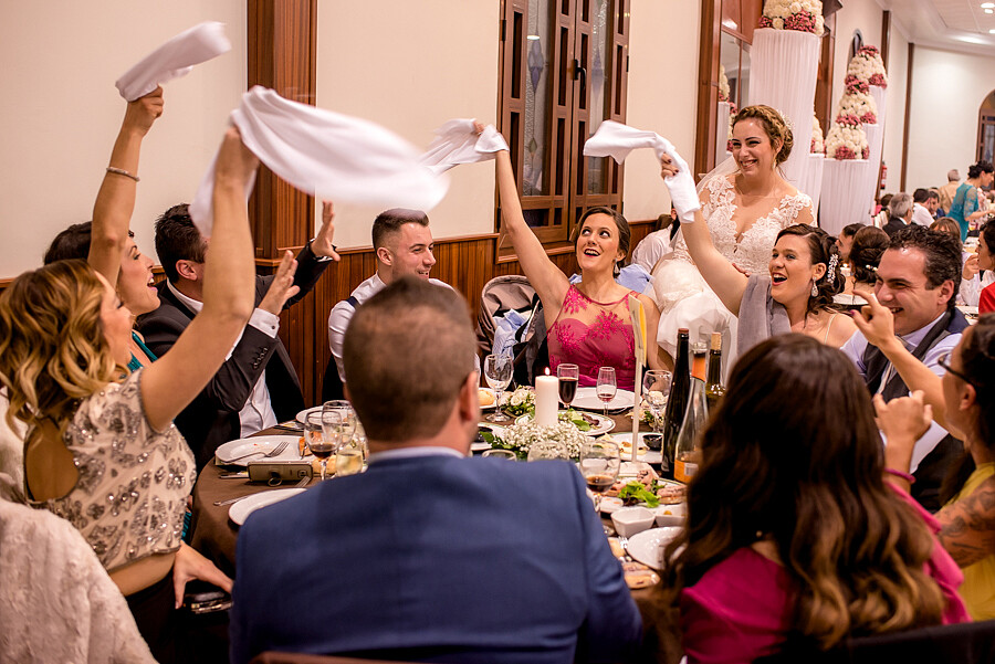 fotografo-boda-antequera-con-lluvia-sevilla-marzo-documental-rito-velas 62