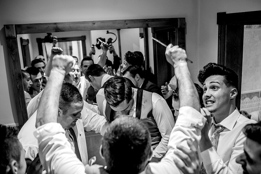 fotografo-boda-antequera-con-lluvia-sevilla-marzo-documental-rito-velas 69