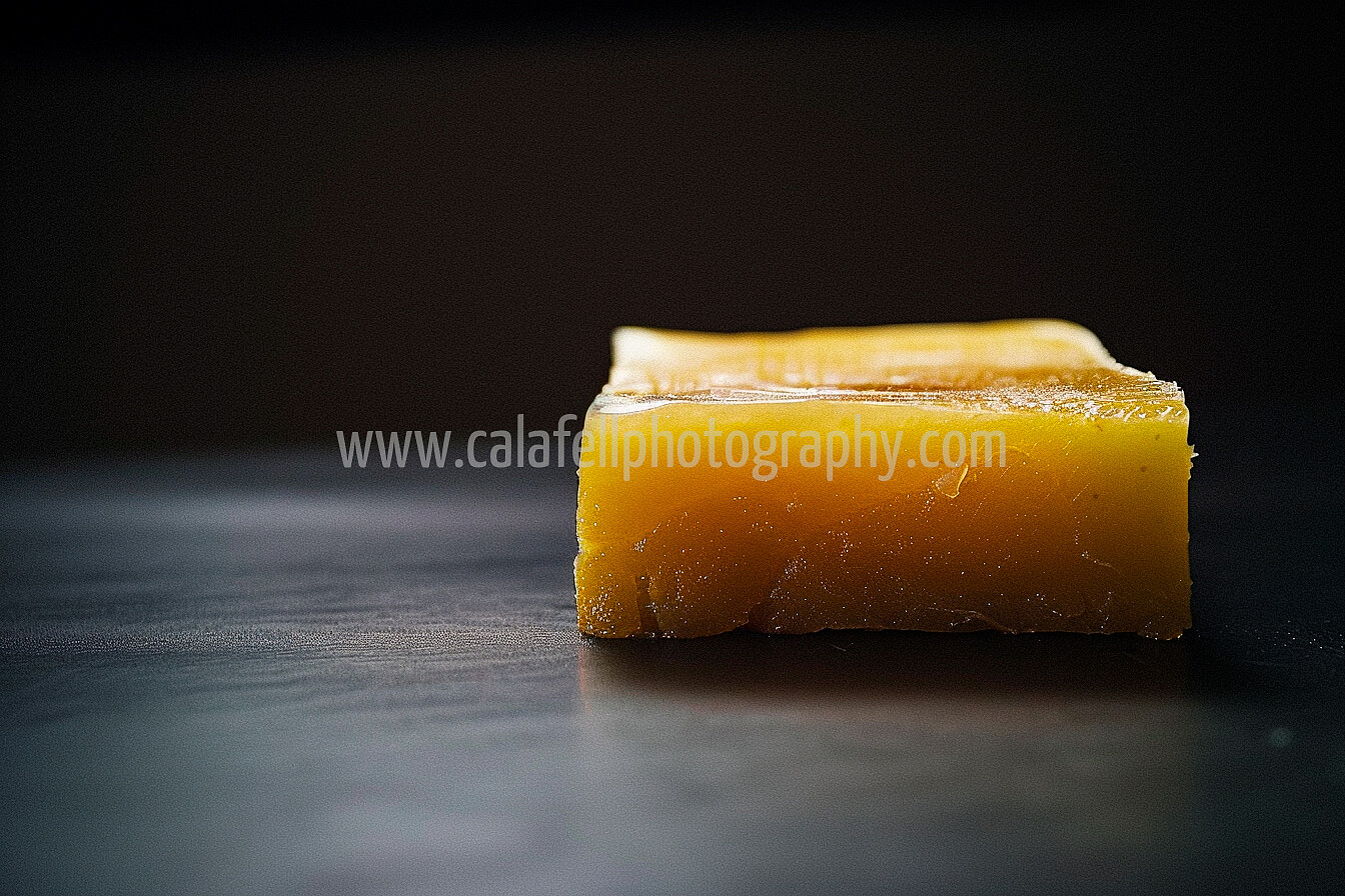 criscalafell_Fotografia_del_producto_de_un_postre_tipico_catala_af79665f-c3a2-4f4d-a5ce-adc6f8d18279