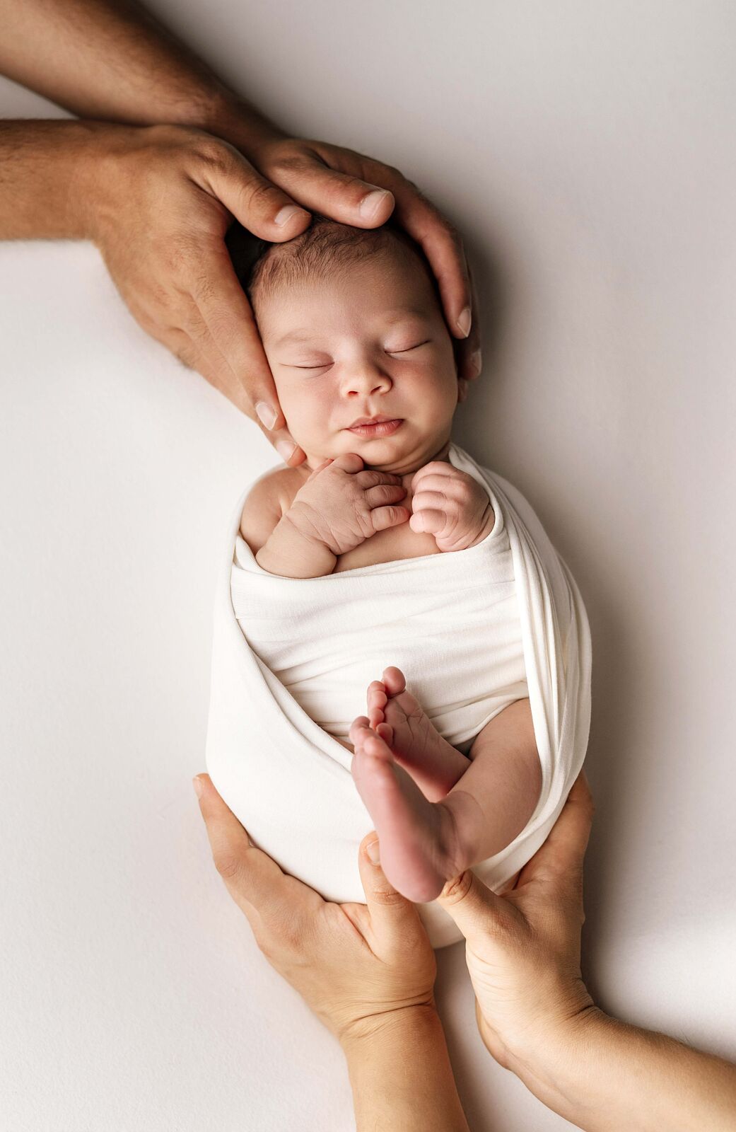 Calafell Photography - new-born-hugo-20-06-25-eva-875-ts20250714143215449832.jpg