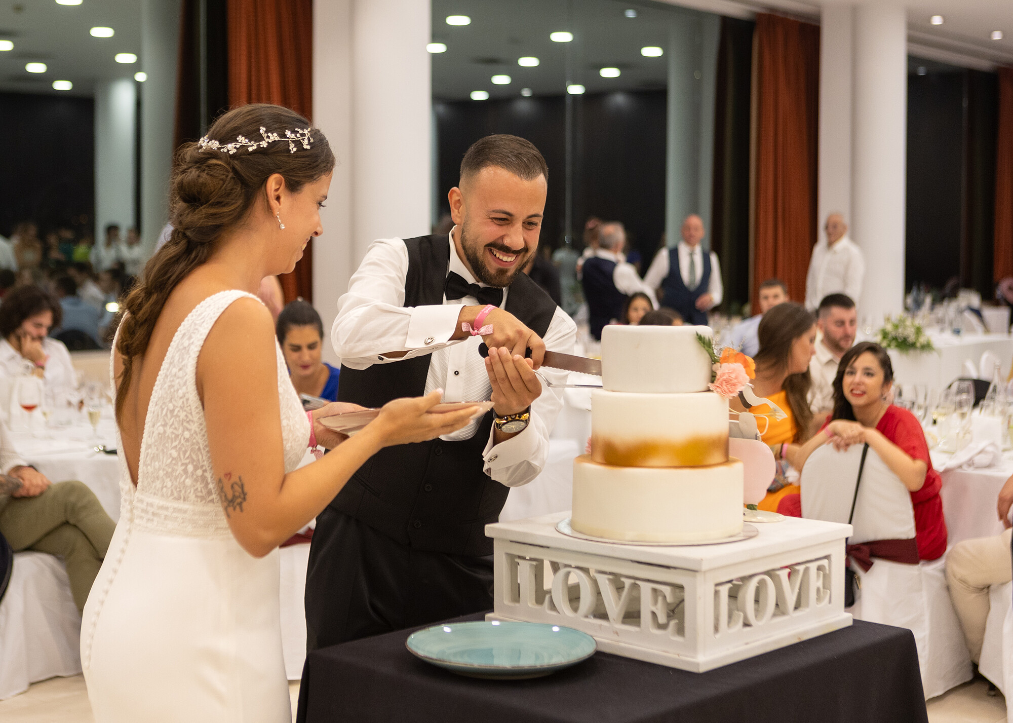 fotografo especialista en bodas al aire libre y bonitas-josan fotografo