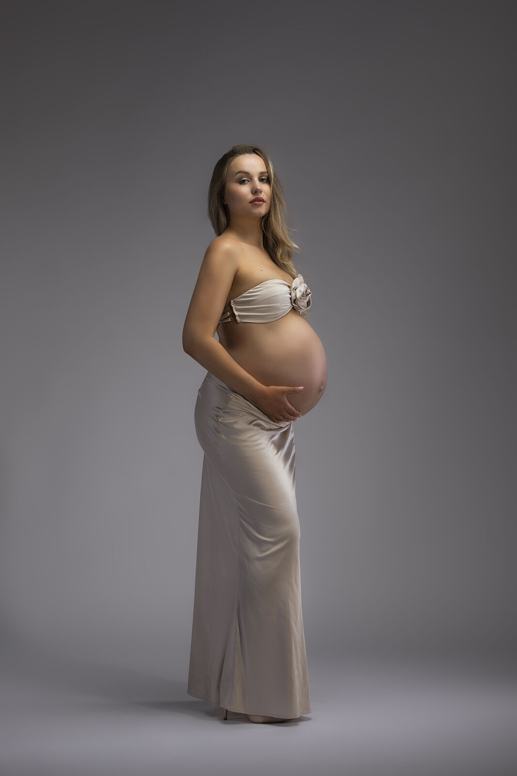 maternity 8 maternity-pregnancy-bump-family-photography-maynooth-dublin-leinster-ireland-beauty bump-glowing maternity