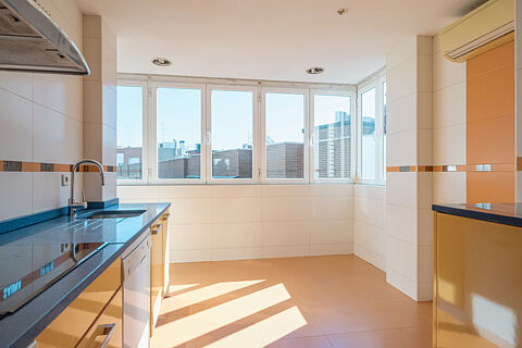 20251002 VICTOR ANDRES BELAUNDE