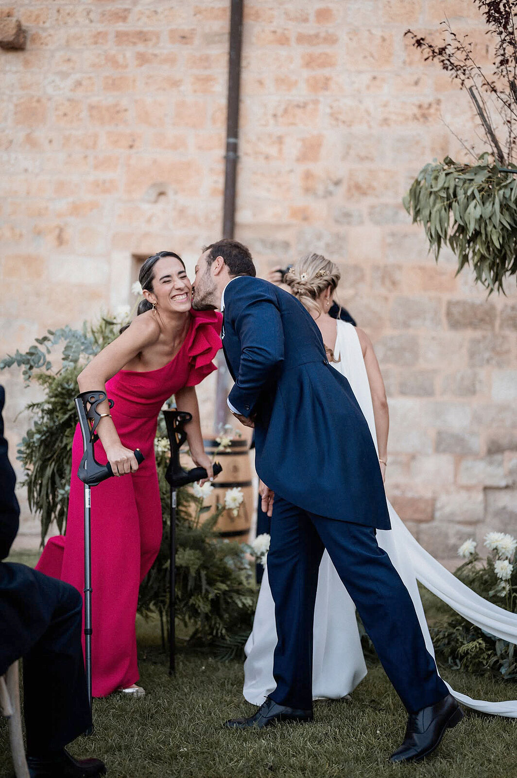 Fran Ortiz Retratista - lectura-abrazo-boda-monasterio-civil-2-ts20260817093101678751.jpg