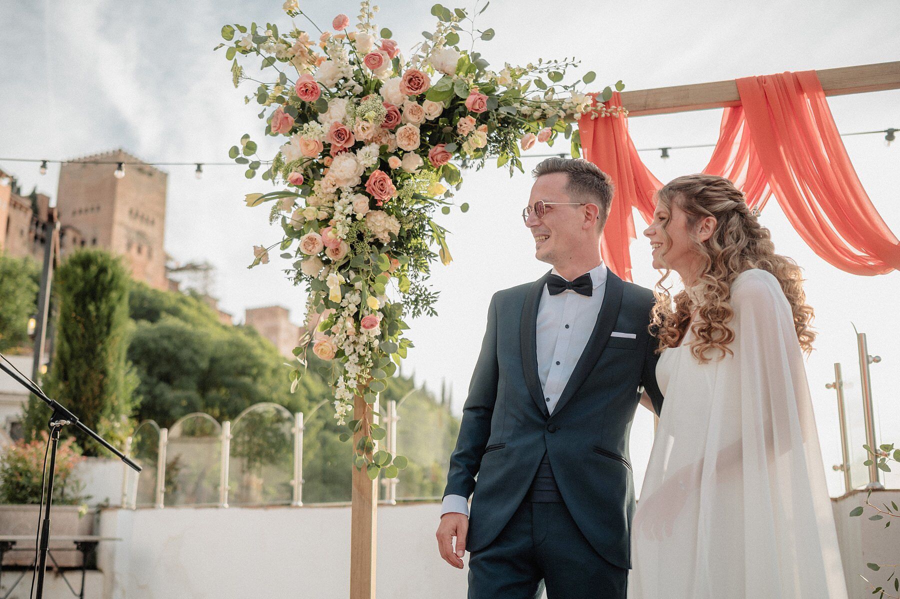 carmen-chapiteles-pareja-alhambra