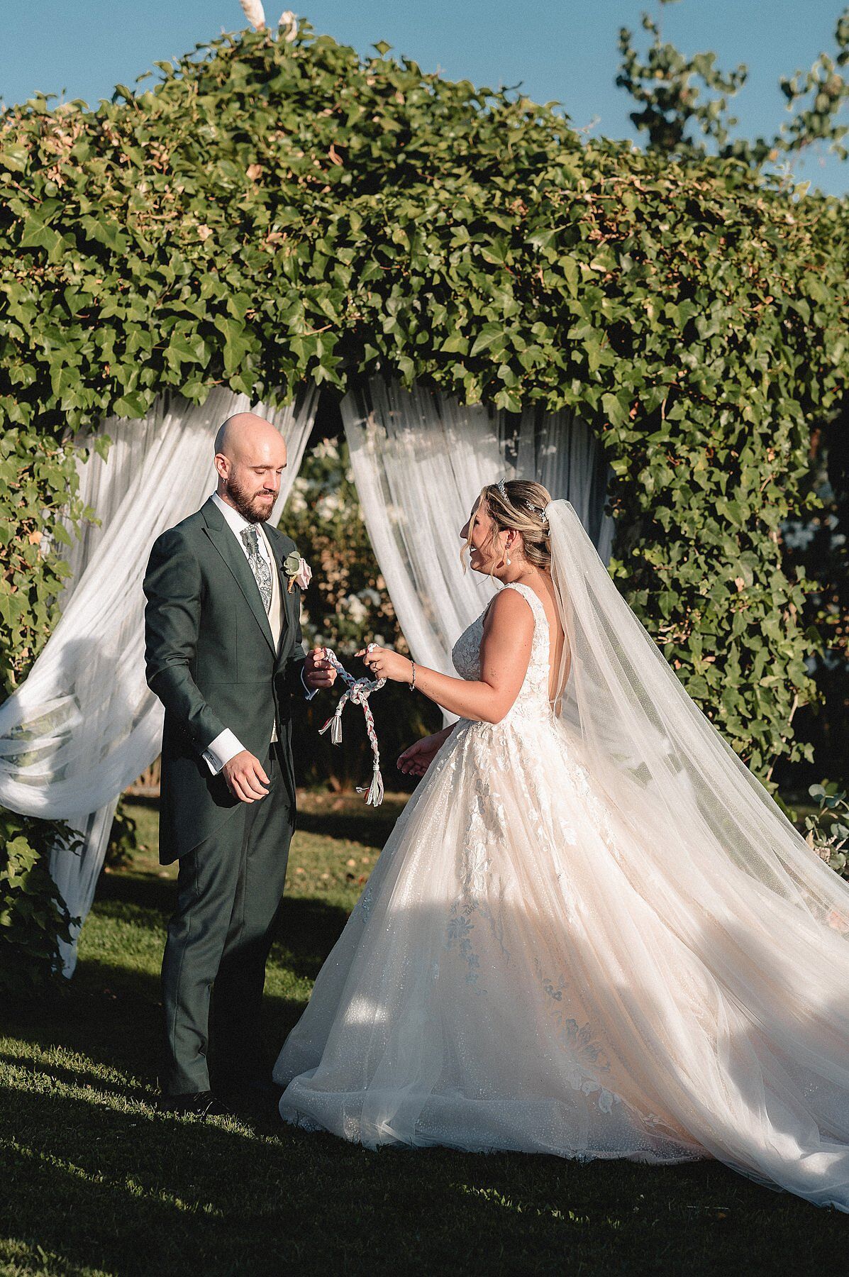 cortijo-maizal-pareja-jardin