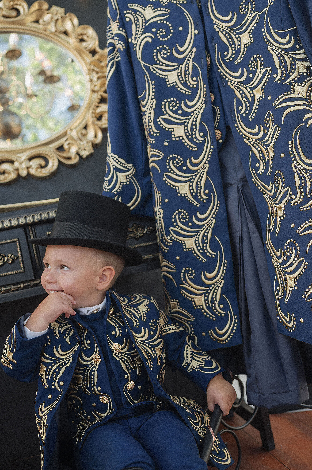 boda-circo-temática-fotografo-fran-ortiz-retratista-Raf-mesa-espectáculos-023