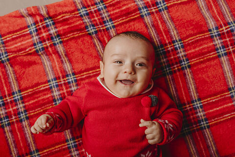 DESCARGA Y SELECCIONA