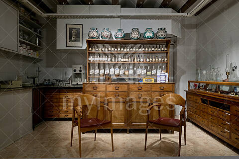 Farmacia La Paz - Imagen Comercial