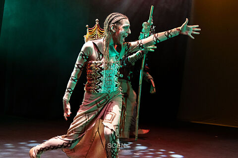 AITANA VAZQUEZ - REY LEON