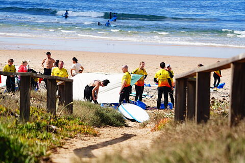 RUSSOS SURF CAMP 13/31-10-2025