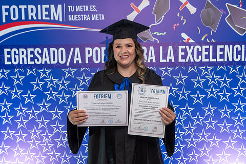 EVA ROJAS