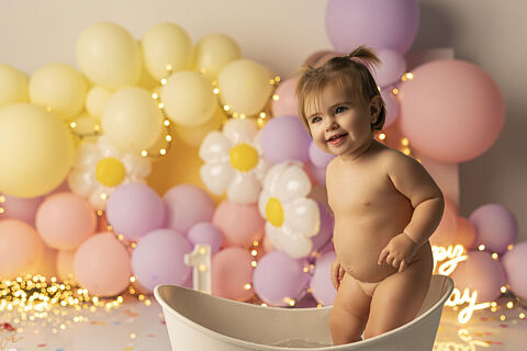 ZAIDA SMASH CAKE-NAVIDAD