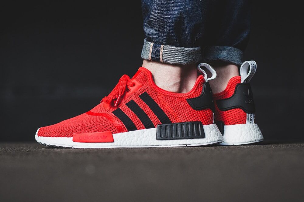 El Zapato Rojo - https-hypebeast-com-image-2017-03-on-feet-look-adidas-nmd-r1-core-red-black-1.jpeg