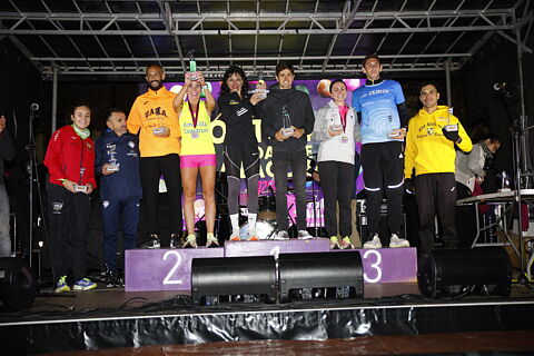Punto 8. Entrega de Trofeos