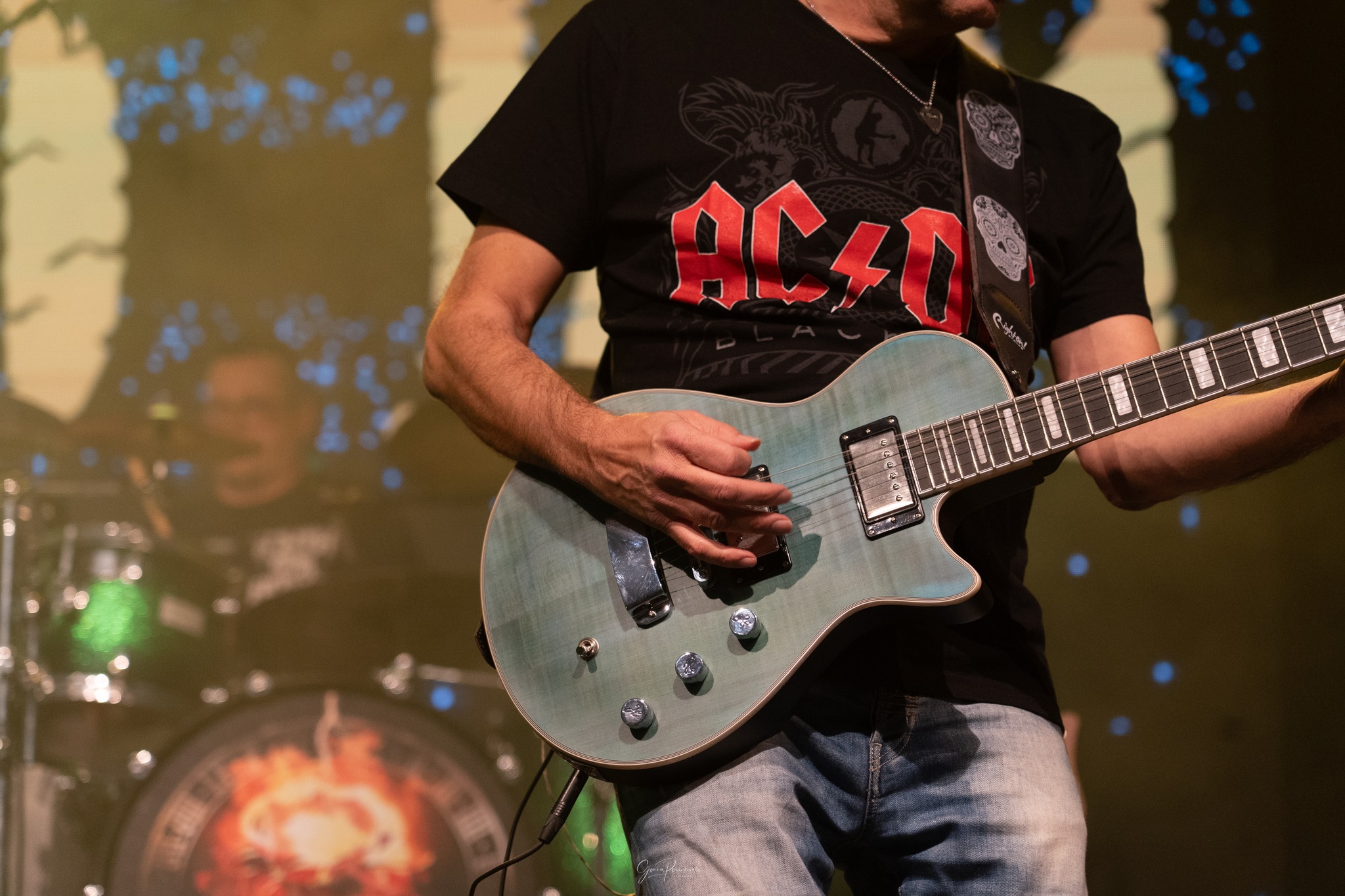 - img_659f219f75bf14-90952832.jpeg