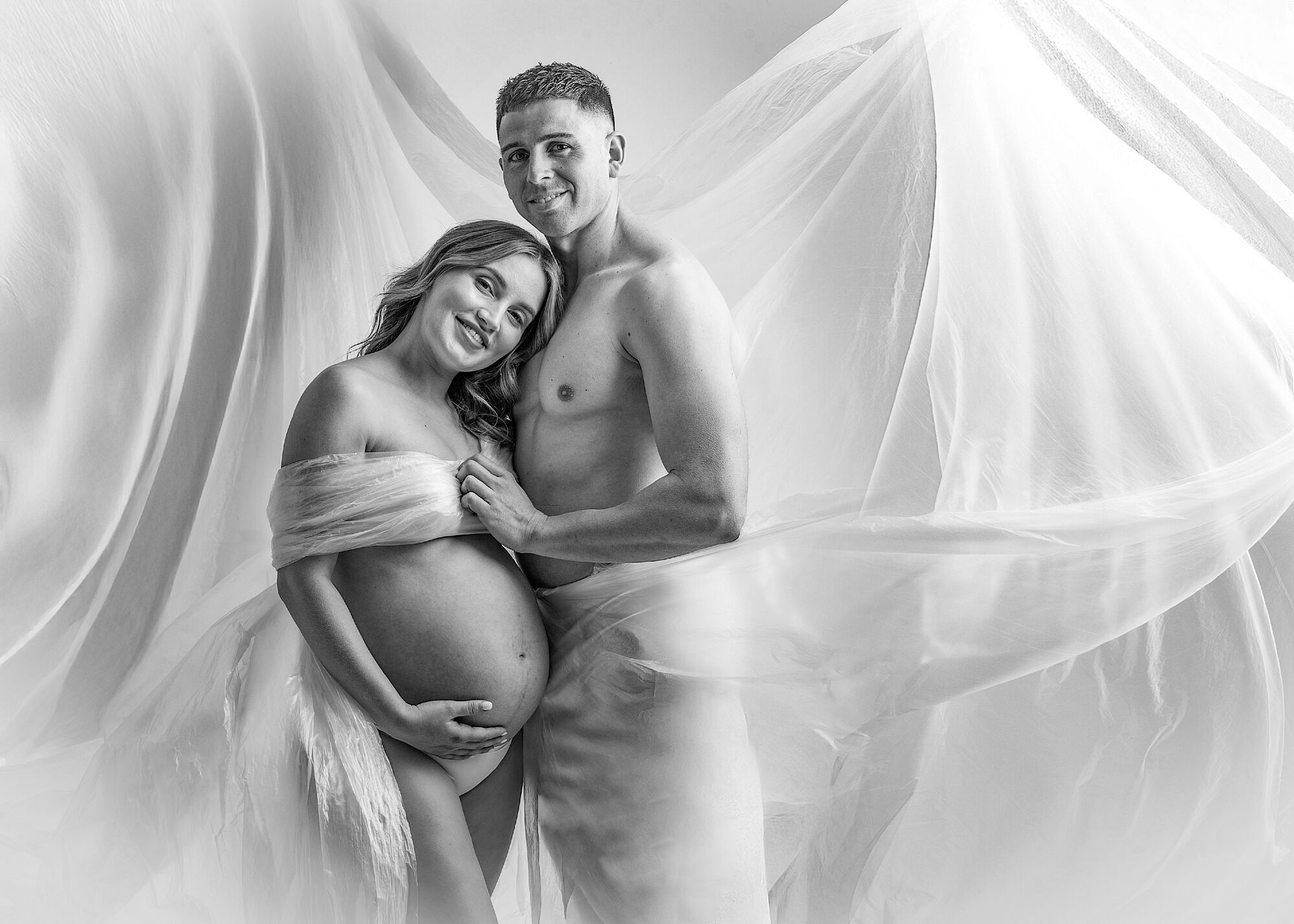 Sesi&oacute;n de fotograf&iacute;a de embarazo art&iacute;stica 