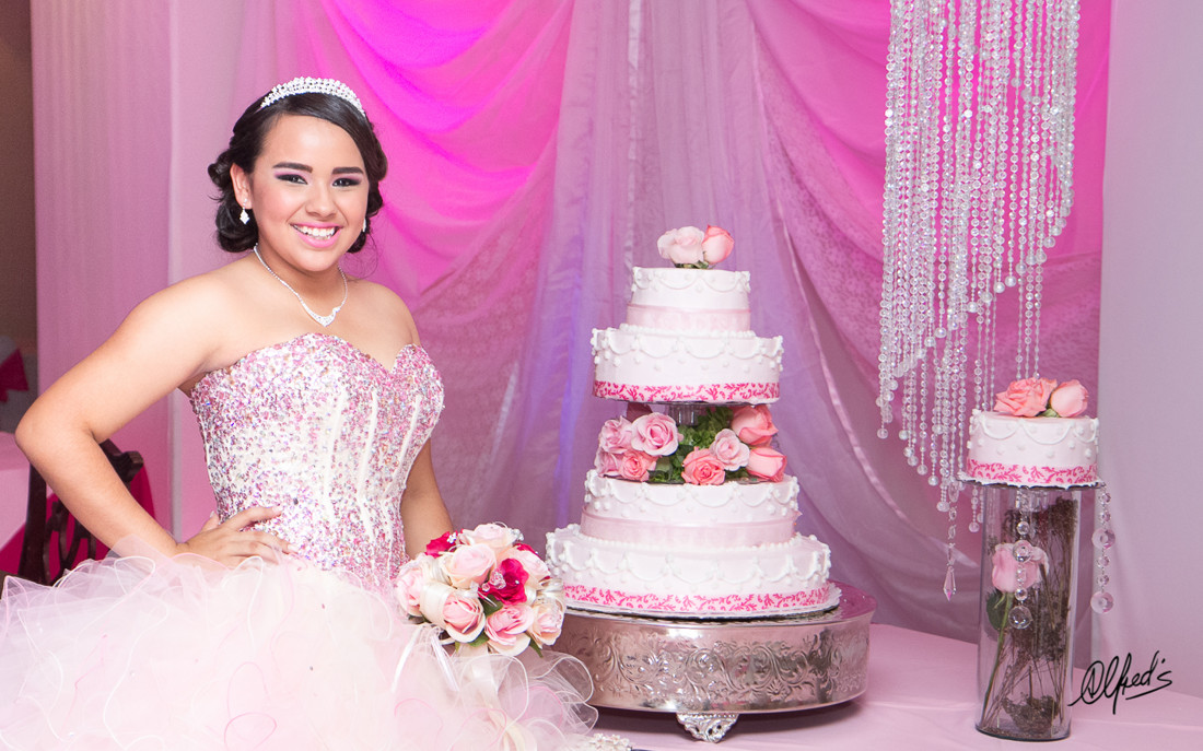 Alfred&#39;s PhotoLive - 8554