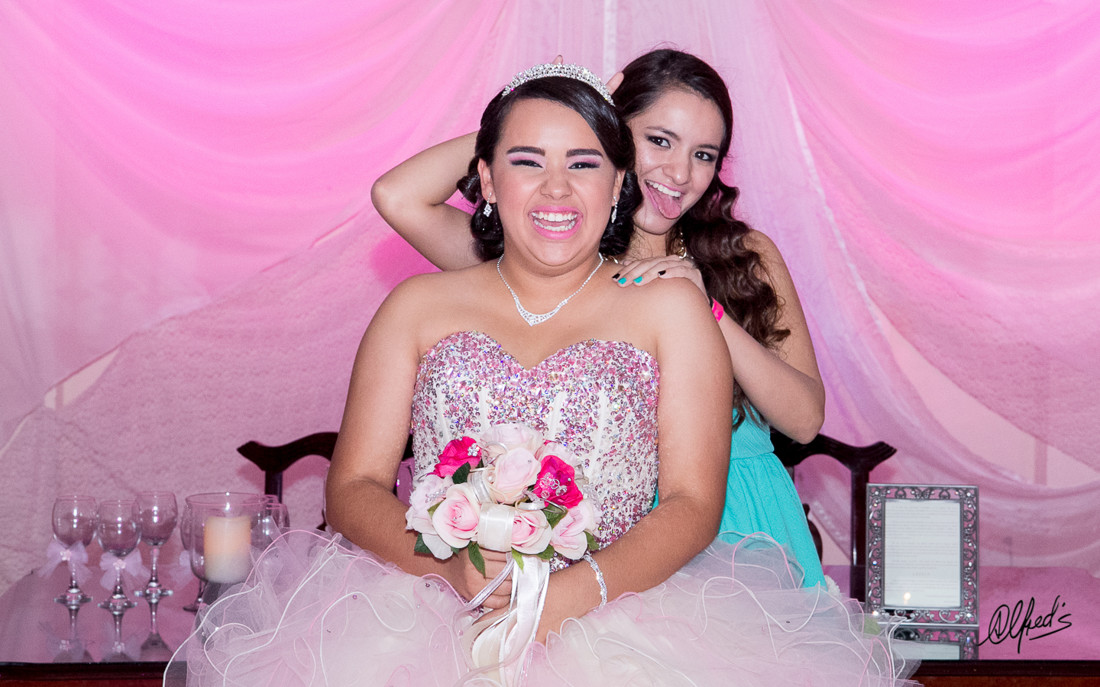 Alfred&#39;s PhotoLive - 8595