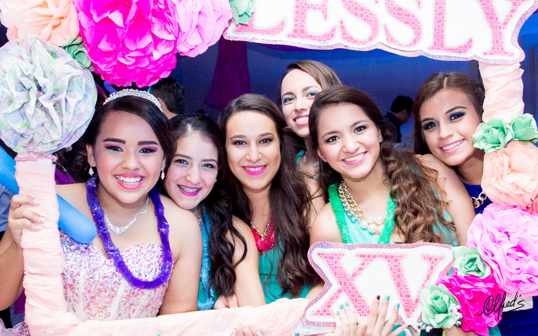 Alfred&#39;s PhotoLive - 9082