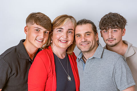 Familia