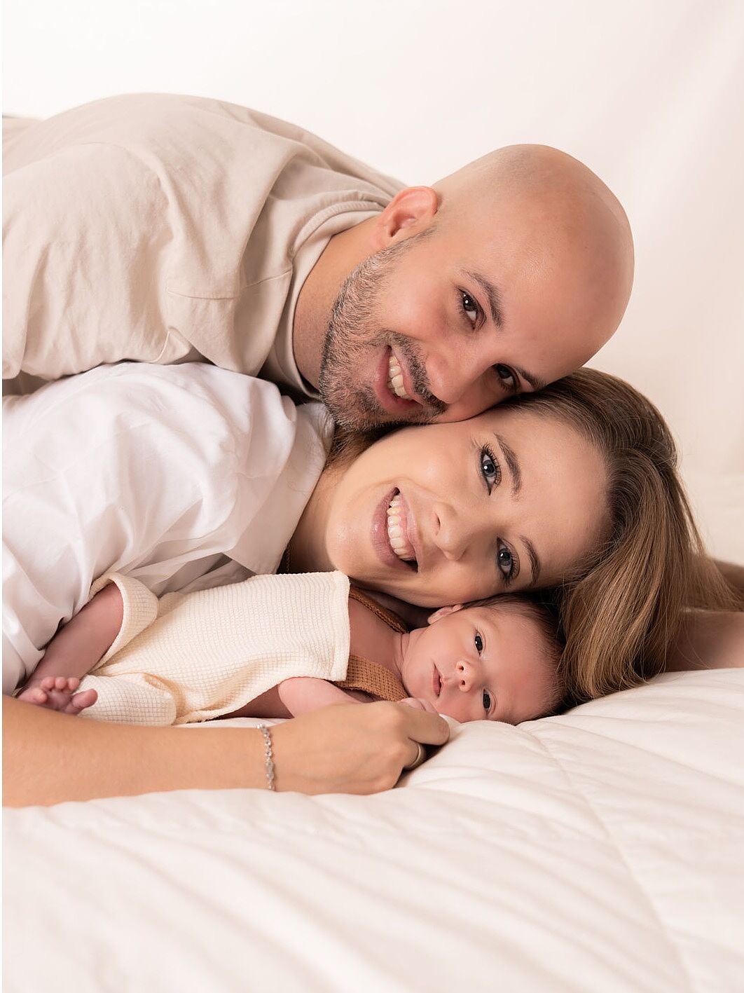 Esther Aguilera Fotografía - natural-newborn-en-illescas-y-toledo-2-ts20260225103452435416.jpg