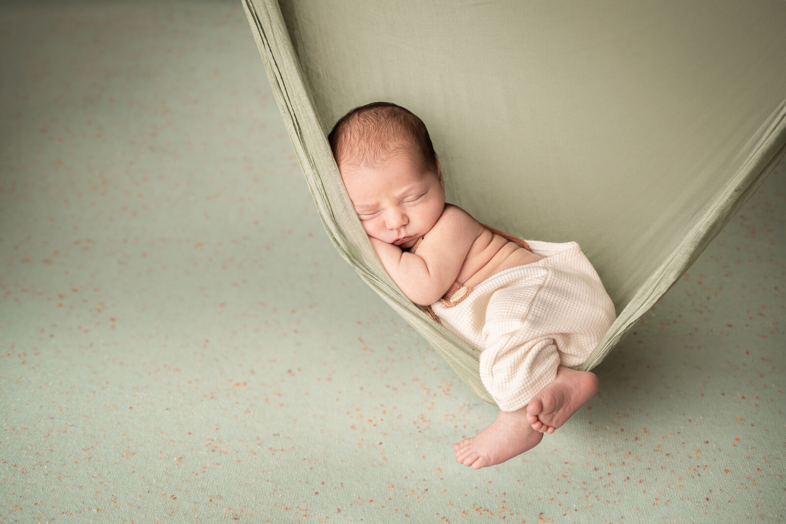 Esther Aguilera Fotografía - newborn-illescas-3-ts20251006121148667080.jpg