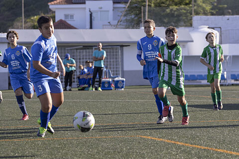 Sauzal vs Valeriana ( Pre liga 15/11/2025)