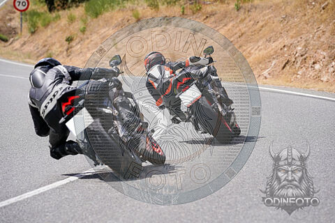 Fotografía de Motos en Cebreros (AV-562) | 23 de Agosto de 2026 – 11:31 a 13:00