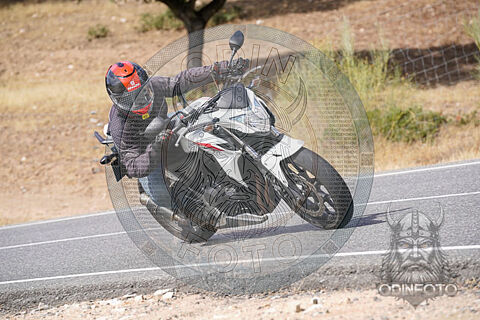 Fotografía de Motos en Cebreros (AV-562) | 23 de Agosto de 2026 – 10:45 a 11:31