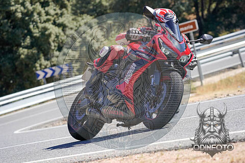 Fotografía de Motos en Cebreros (AV-562) | 30 de Agosto de 2026 – 10:45 a 11:31