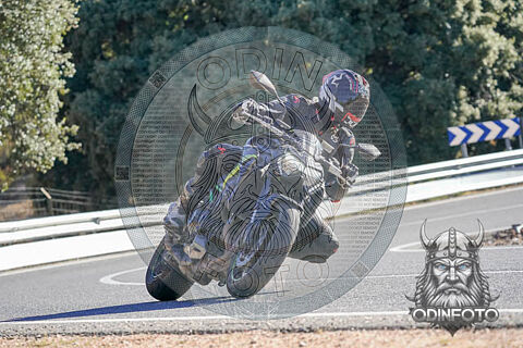 Fotografía de Motos en Cebreros (AV-562) | 30 de Agosto de 2026 – 09:00 a 10:00