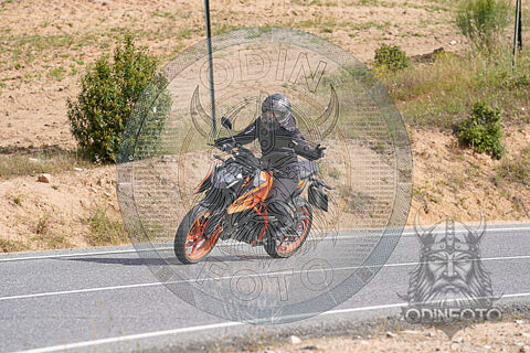 Fotos Motos Cebreros av-562-15-05-26 de 10:13 a 10:58    