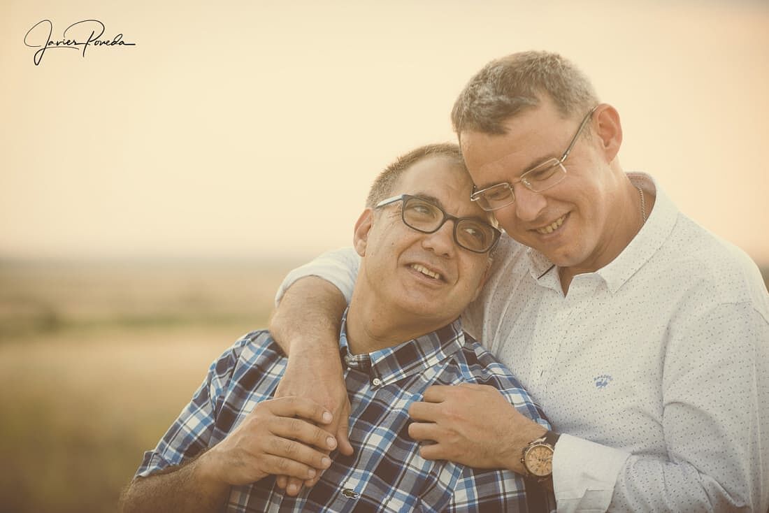 Javier Poveda: Fotografía y Vídeo. Bodas y Familias - 049_fotos-sesion-preboda-ts20251028165806197039.jpg