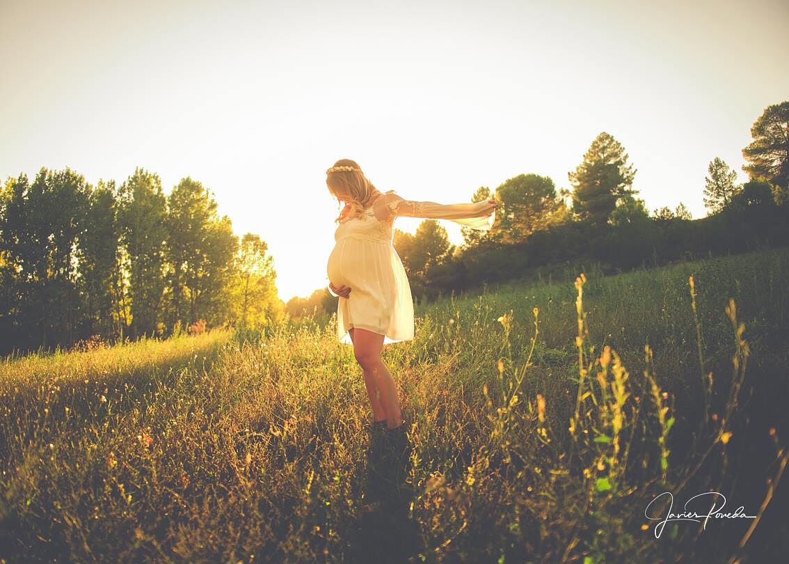 Javier Poveda: Fotografía y Vídeo. Bodas y Familias - 46291495_906991759509128_6289280427265884160_n-ts20251029122948456424.jpg