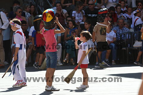 12 DANCES INFANTILES
